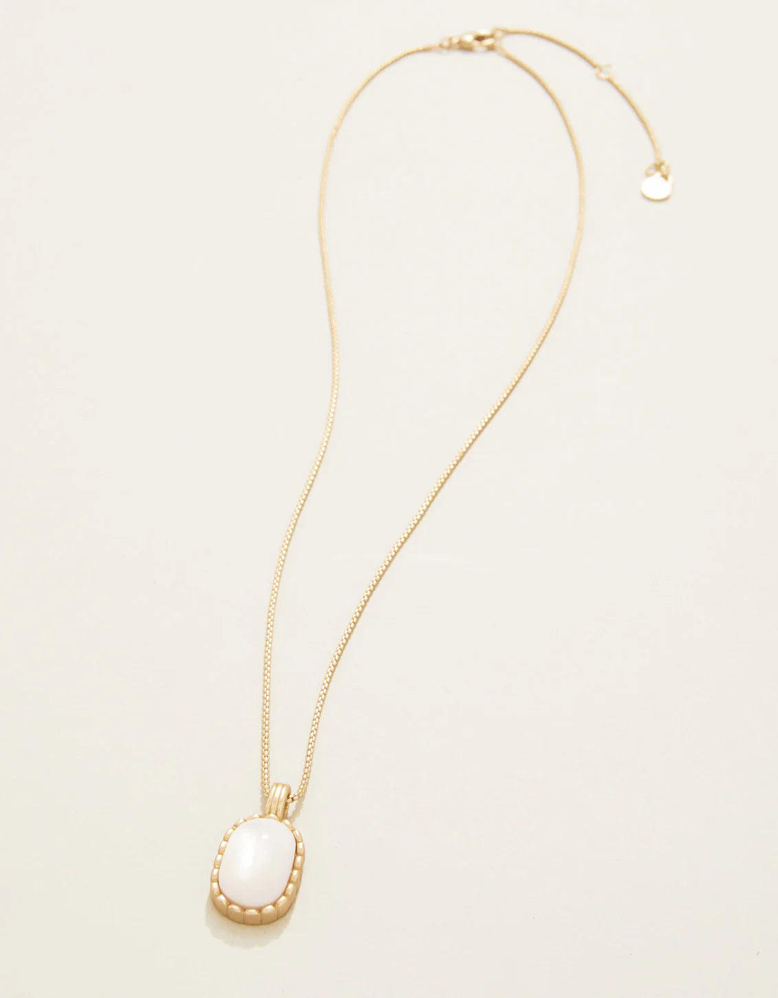 Nara Petite Necklace 17" Mother-of-Pearl