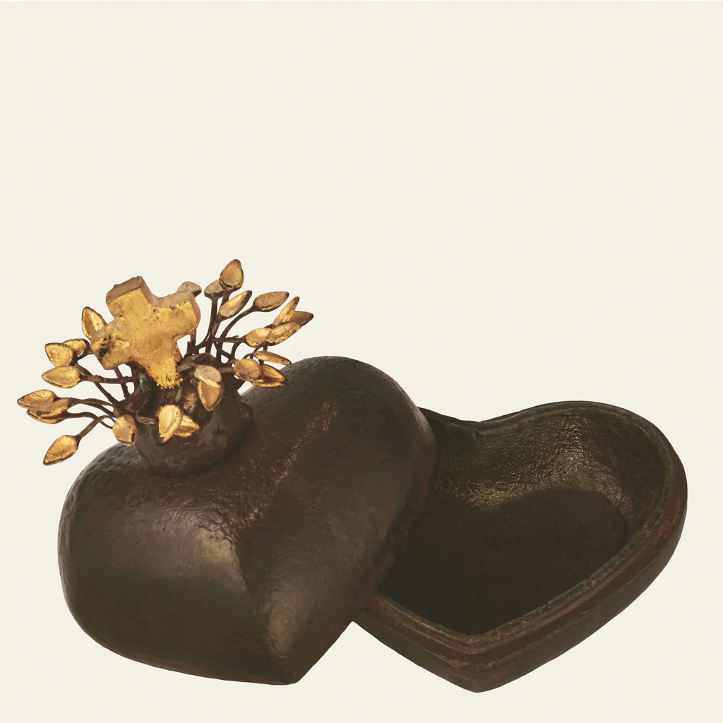 Corazon Corona Box with Base Heart Box