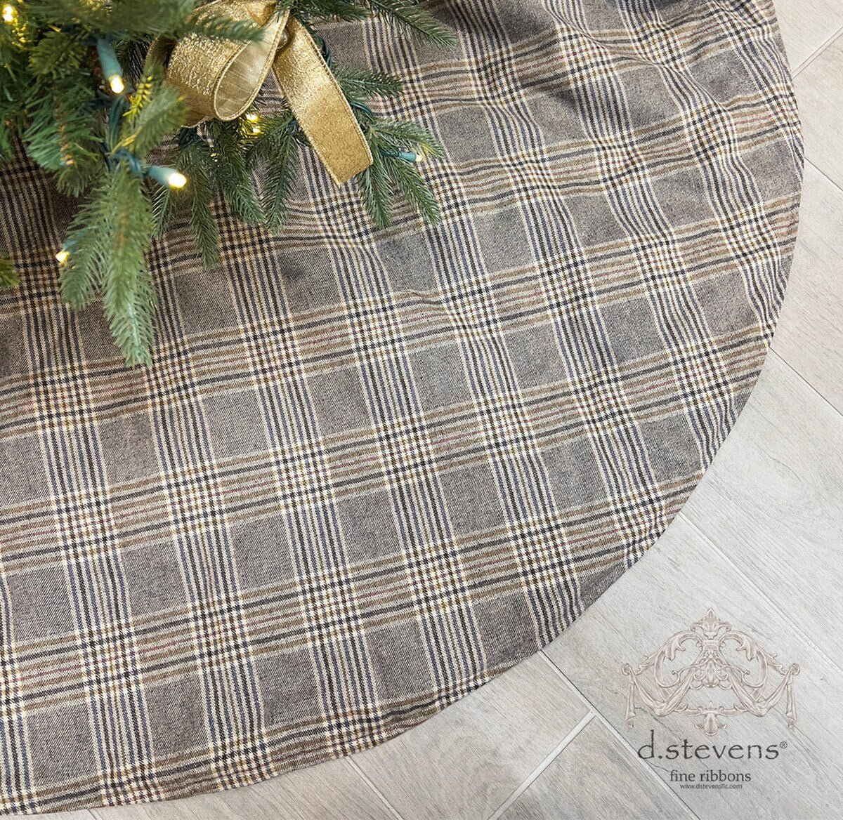 Plaid Tree Skirt