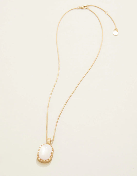Nara Petite Necklace 17" Mother-of-Pearl