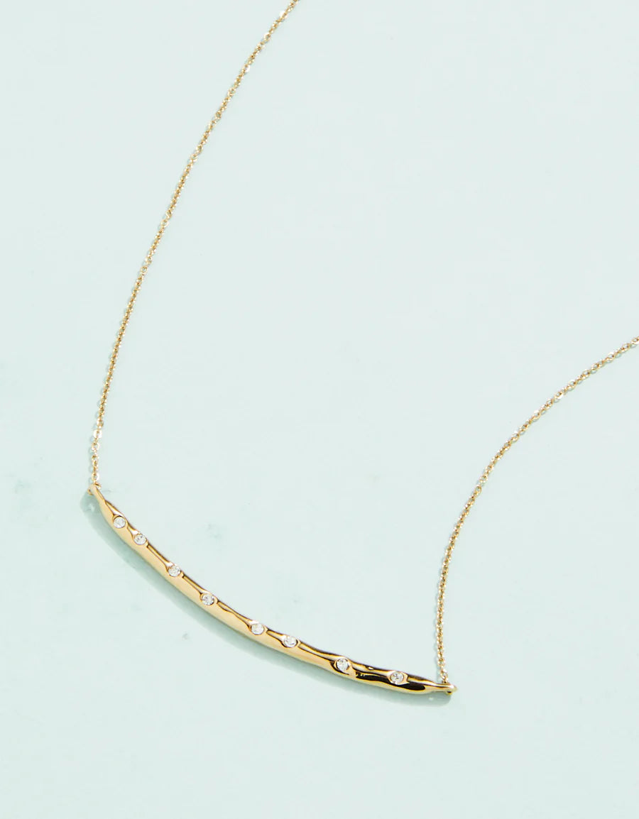 Arc Necklace