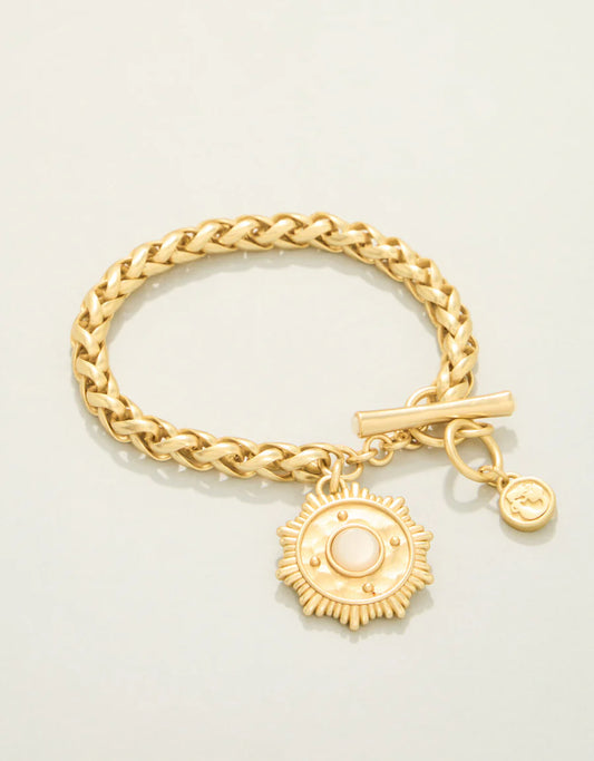 Centered Medallion Toggle of Bracelet Mother-of-Pearl