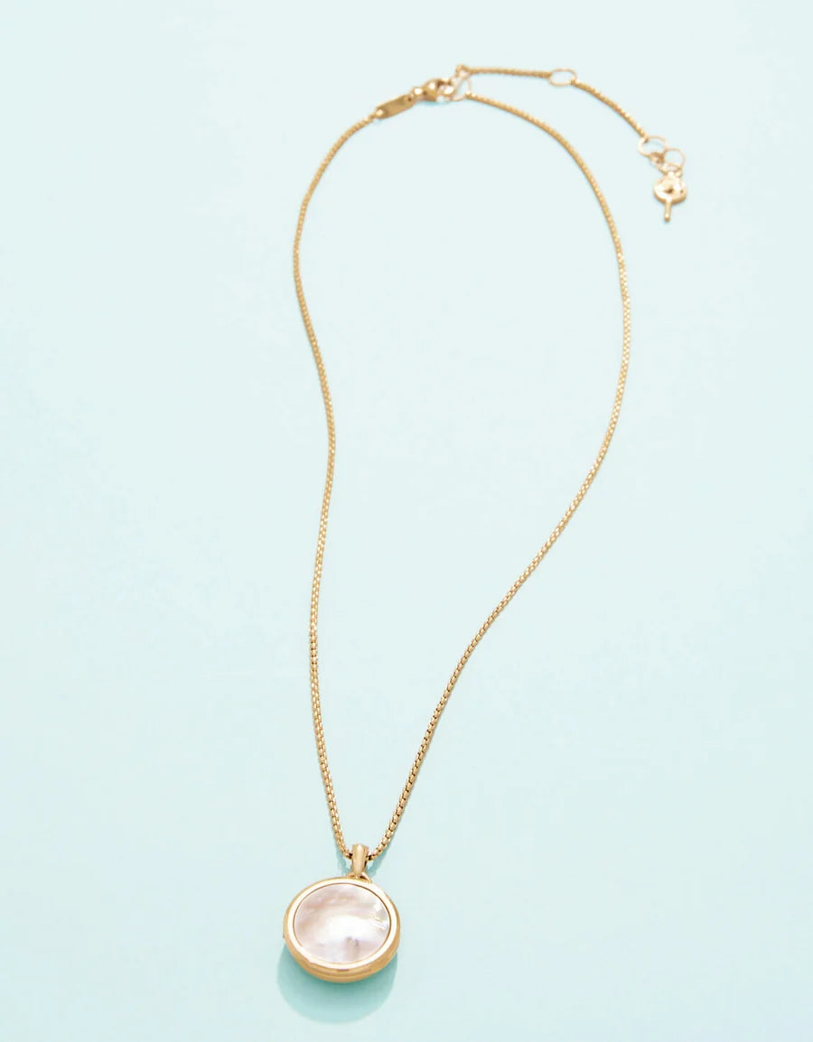 Petite Photo Locket Round Necklace in Mother of Pearl