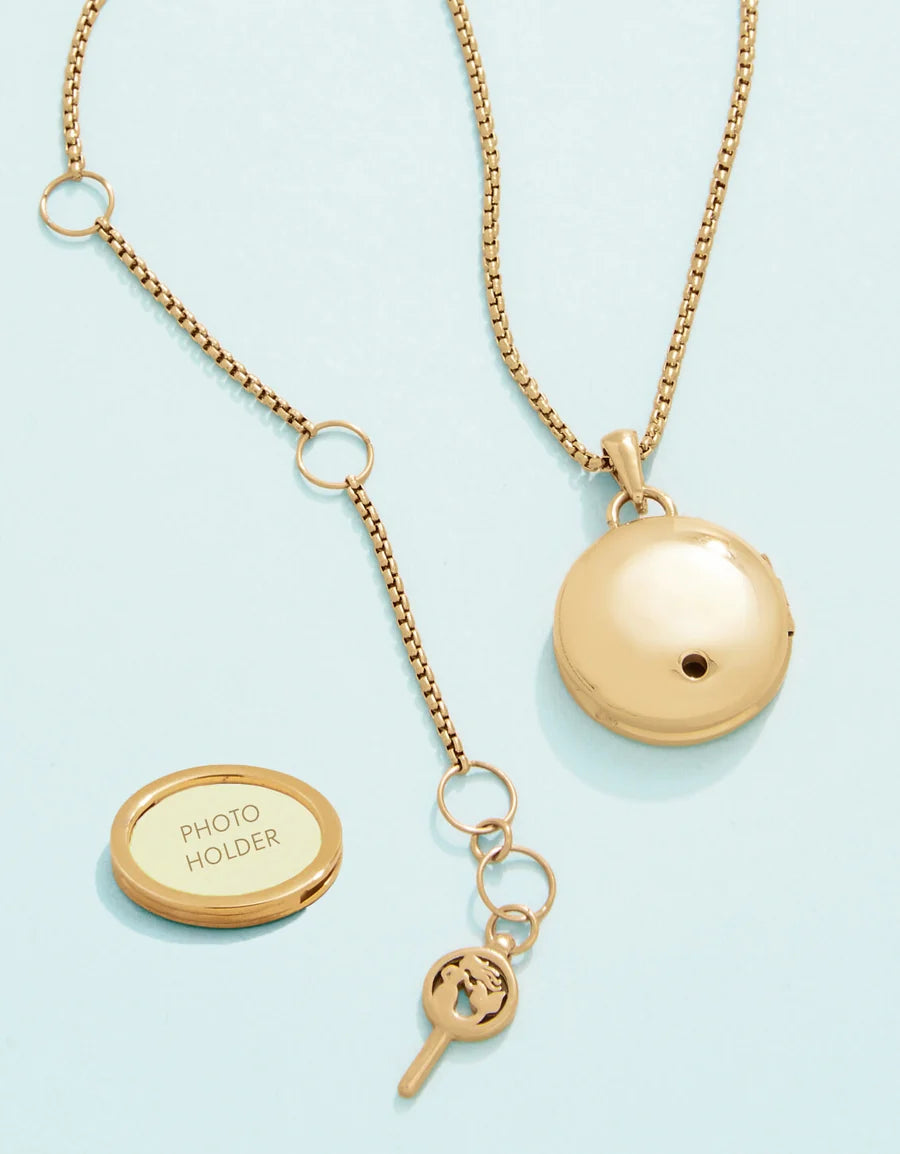 Petite Photo Locket Round Necklace in Mother of Pearl