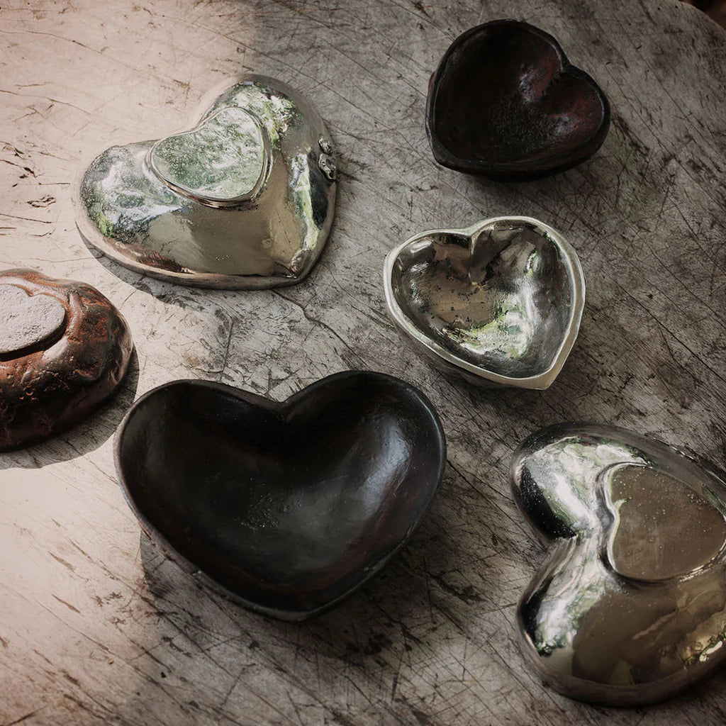 Amorcito Corazon Nickel Heart Dish