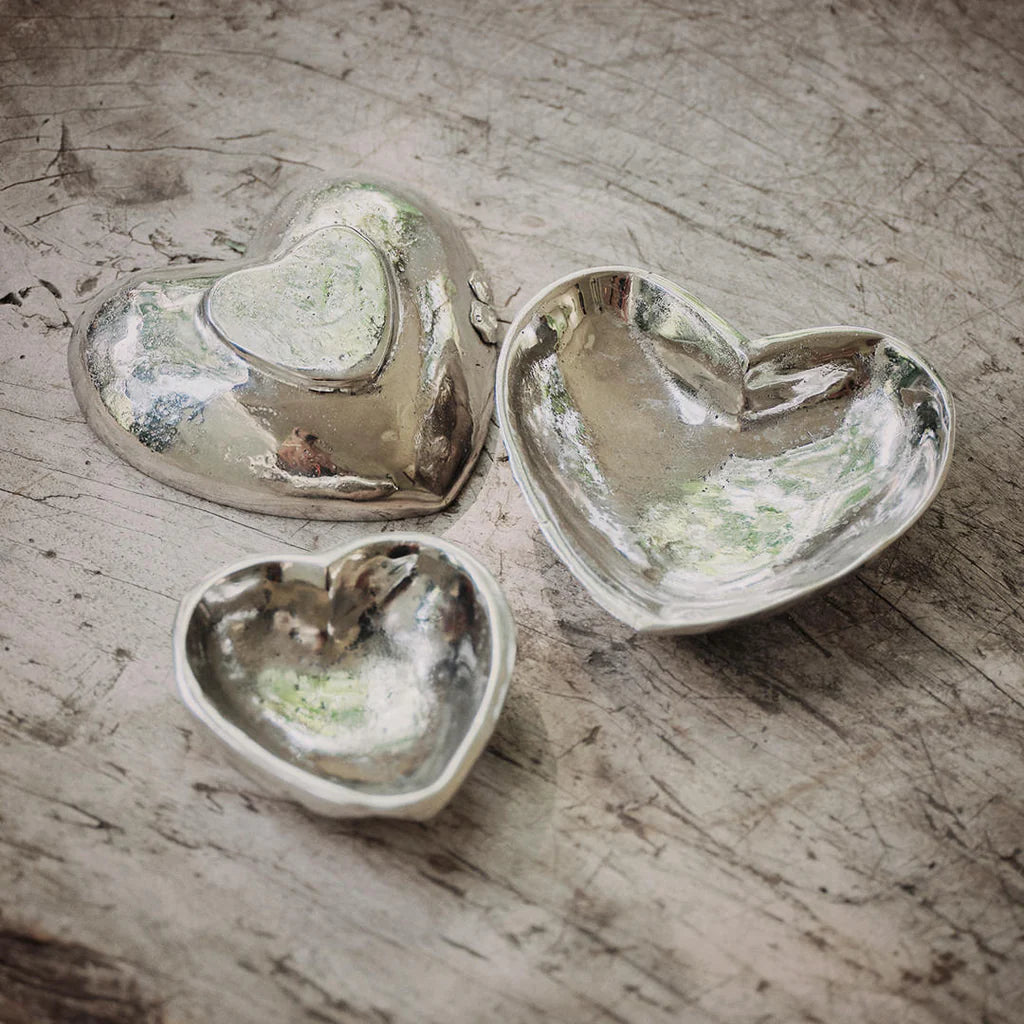 Amorcito Corazon Nickel Heart Dish